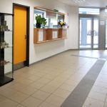 járóbeteg szakellátó központ bejárat, recepció,, TIOP pályázat 2011.